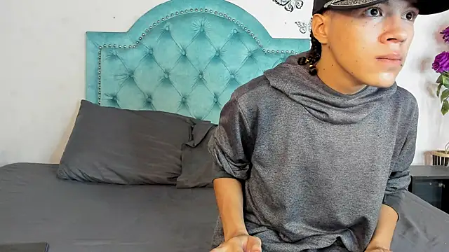 Charlie Latino online show from July 2026 07:53:02 PM