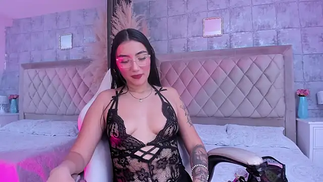 KendallMeyers  online show from July 2026 05:43:01 AM