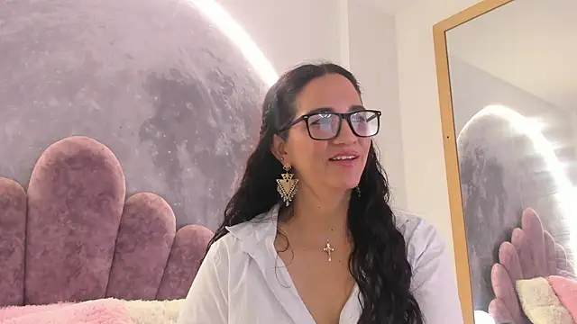 Amarantha Milf online show from July 2026 05:53:01 PM