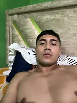 Snapshot of follladorr chatting on June 2026 02:12:02 AM follladorr online show from June 2026 02:12:02 AM