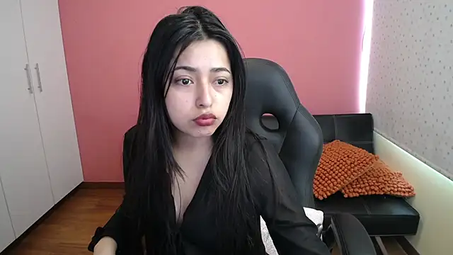 milett444 online show from July 2026 06:40:02 PM