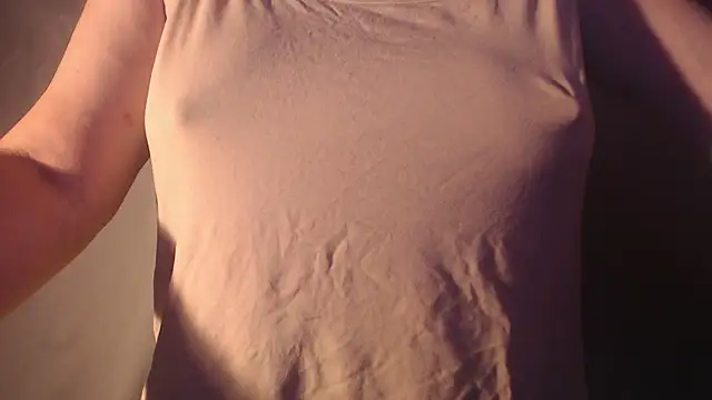 sexynipl online show from July 2026 12:50:01 AM