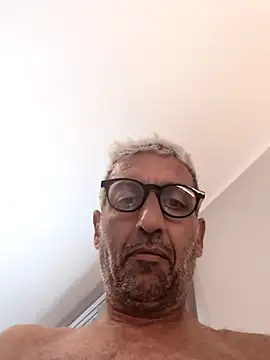 Snapshot of ArsenioL chatting on July 2026 05:26:02 PM ArsenioL online show from July 2026 05:26:02 PM