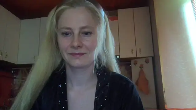 Snapshot of Vexieeka chatting on July 2026 06:57:01 PM Vexieeka online show from July 2026 06:57:01 PM