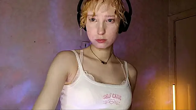 CuteLittleAngel online show from July 2026 07:37:02 AM
