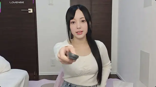 Snapshot of --Akarin-- chatting on July 2026 04:22:01 PM --Akarin-- online show from July 2026 04:22:01 PM
