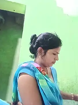 Joohi Chawla143 online show from July 2026 01:08:02 AM