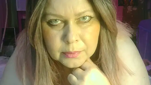 Roksolana5398 online show from July 2026 07:10:02 PM