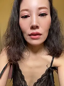 xiaotaotutu103 online show from July 2026 02:10:01 PM