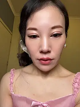 xiaotaotutu103 online show from July 2026 07:45:01 PM