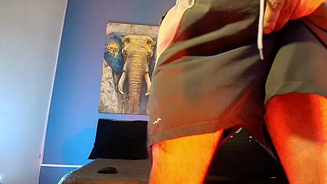 pigbananax online show from July 2026 01:01:02 AM