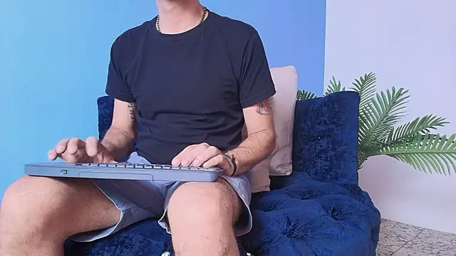 pigbananax online show from July 2026 08:34:02 PM
