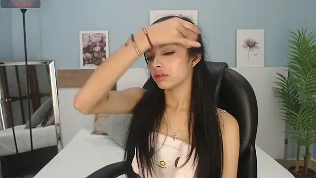 Snapshot of salome_veles chatting on July 2026 05:44:02 PM salome veles online show from July 2026 05:44:02 PM