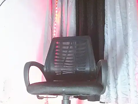 SMOOTHIEBOYS online show from July 2026 10:05:01 PM