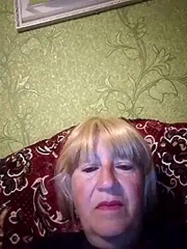 EmmaSwan555 online show from July 2026 05:06:01 PM