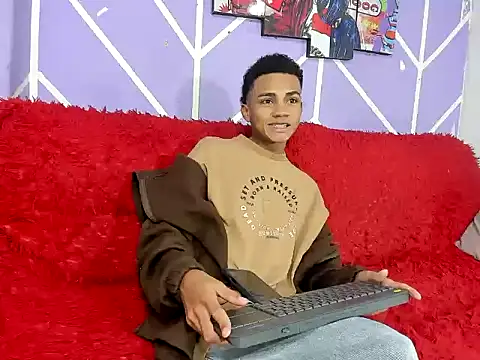 Andres HoT 11 online show from July 2026 05:38:01 AM