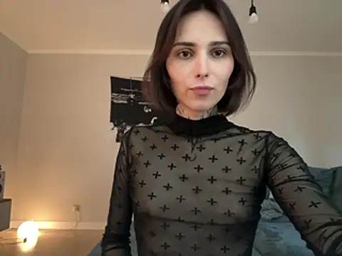 VivianGlow online show from June 2026 11:21:02 AM