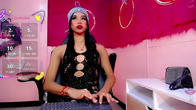 isabella hidalgo  online show from July 2026 03:20:02 AM