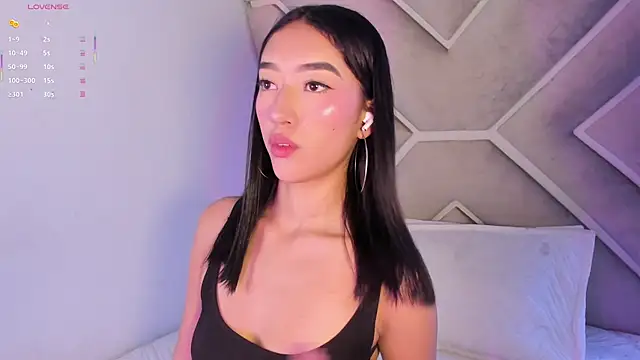 annelisee  online show from July 2026 12:17:02 AM