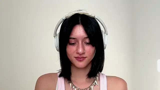 Snapshot of NakishaPreedom chatting on June 2026 04:44:01 PM NakishaPreedom online show from June 2026 04:44:01 PM