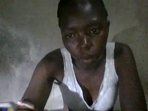 Snapshot of LauraLavin chatting on July 2026 10:19:02 AM LauraLavin online show from July 2026 10:19:02 AM