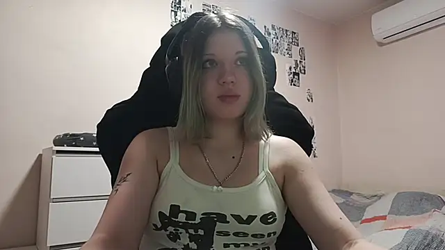 ViolettaCatechini online show from June 2026 12:22:01 PM