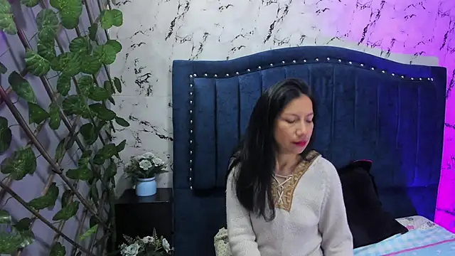 Snapshot of Megaan_Collins chatting on July 2026 03:03:02 PM Megaan Collins online show from July 2026 03:03:02 PM
