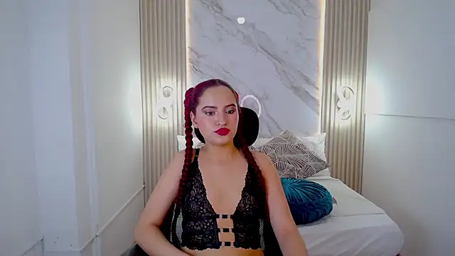 Kimberly Skinny  online show from July 2026 10:49:02 PM