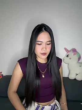 CozyMiaa online show from July 2026 05:10:02 PM