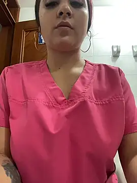 Nahomy benet online show from July 2026 11:45:02 AM
