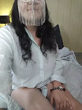 LunaSkyGlow online show from July 2026 10:09:02 AM