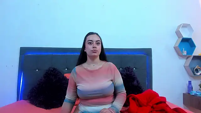 Lil Aurora  online show from July 2026 02:56:02 PM