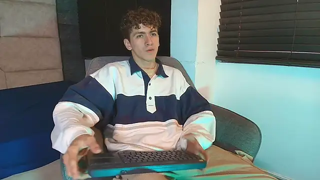 Tyler Mcrey online show from July 2026 01:06:02 PM