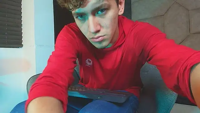 Tyler Mcrey online show from July 2026 01:02:02 PM