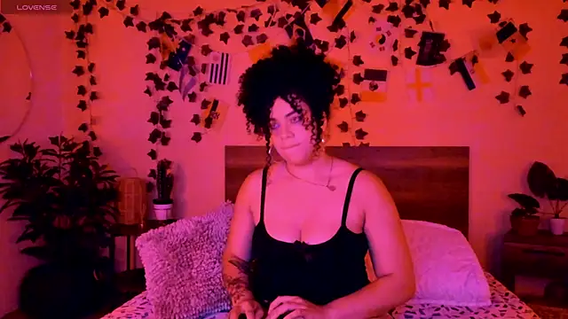 EbonnyRosse online show from July 2026 08:00:02 PM