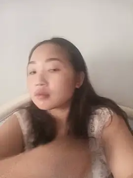 Snapshot of Julie-xx chatting on July 2026 01:09:02 AM Julie-xx online show from July 2026 01:09:02 AM