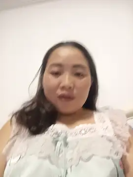 Snapshot of Julie-xx chatting on July 2026 01:46:02 PM Julie-xx online show from July 2026 01:46:02 PM