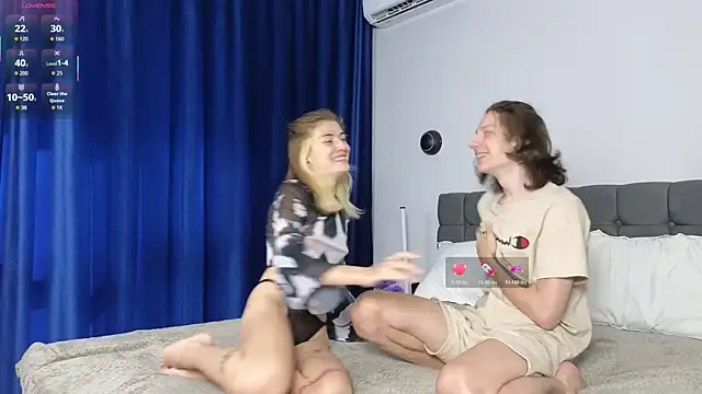 FreyaLoups online show from July 2026 01:47:01 PM