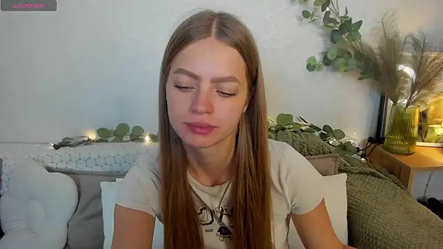 EmillyStarr online show from July 2026 06:39:02 AM