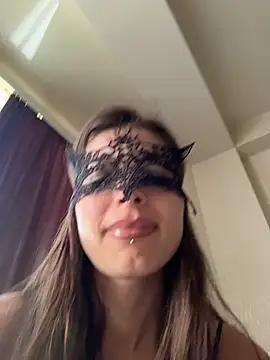 Snapshot of Mia_Cannon chatting on June 2026 10:21:01 AM Mia Cannon online show from June 2026 10:21:01 AM