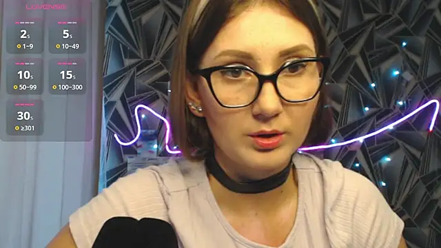 NikkiKisss online show from July 2026 09:27:01 AM