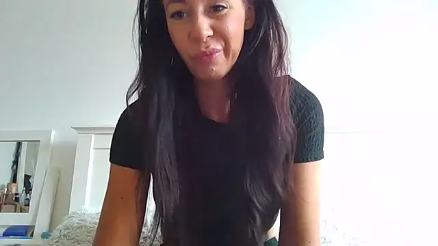 Charming ScarlettX online show from July 2026 08:32:01 AM