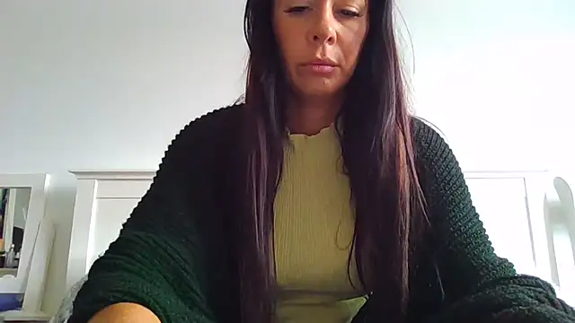 Charming ScarlettX online show from July 2026 10:11:01 AM