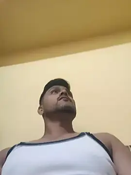 Yoursunnysuraj online show from July 2026 03:04:02 PM