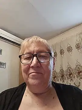 Molli1408 online show from July 2026 02:13:01 PM