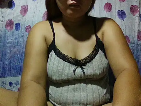 LadyAnn19 online show from July 2026 10:26:01 PM