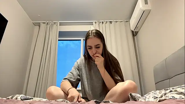 Snapshot of GawrLara chatting on July 2026 07:35:02 PM GawrLara online show from July 2026 07:35:02 PM