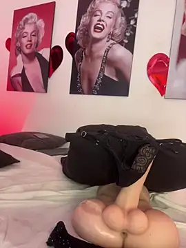 Sarabellinii online show from July 2026 03:21:02 PM