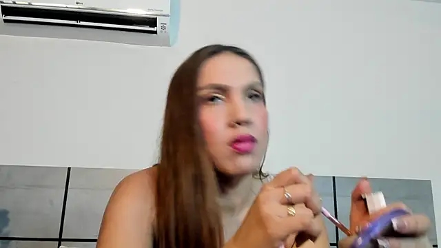 susanthomass online show from July 2026 07:31:01 PM
