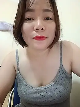 Snapshot of Mi-Chinn chatting on July 2026 07:32:02 AM Mi-Chinn online show from July 2026 07:32:02 AM